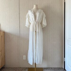 1950s vintage wedding robe